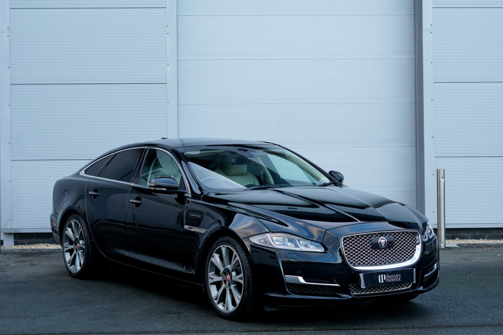 2017 Jaguar XJ